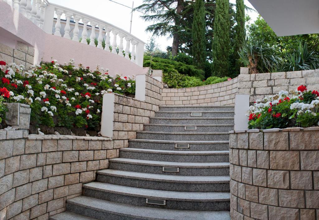 Hotel Vali Dramalj تْسْغيكفانِتْسا المظهر الخارجي الصورة